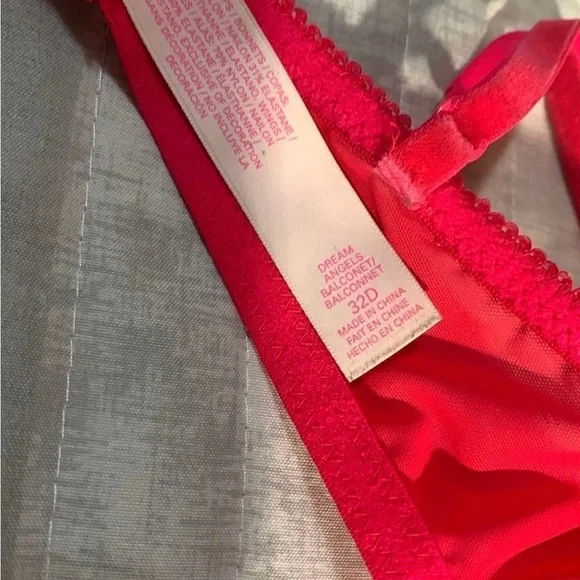 Victoria’s Secret bra - Picture 5 of 7